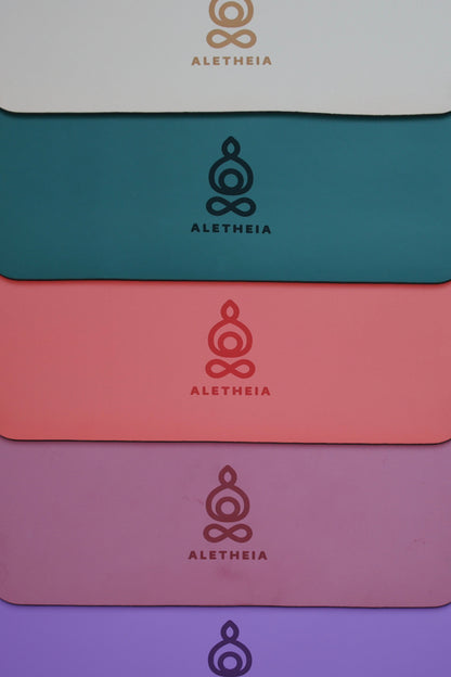 Yoga Mat Emuná